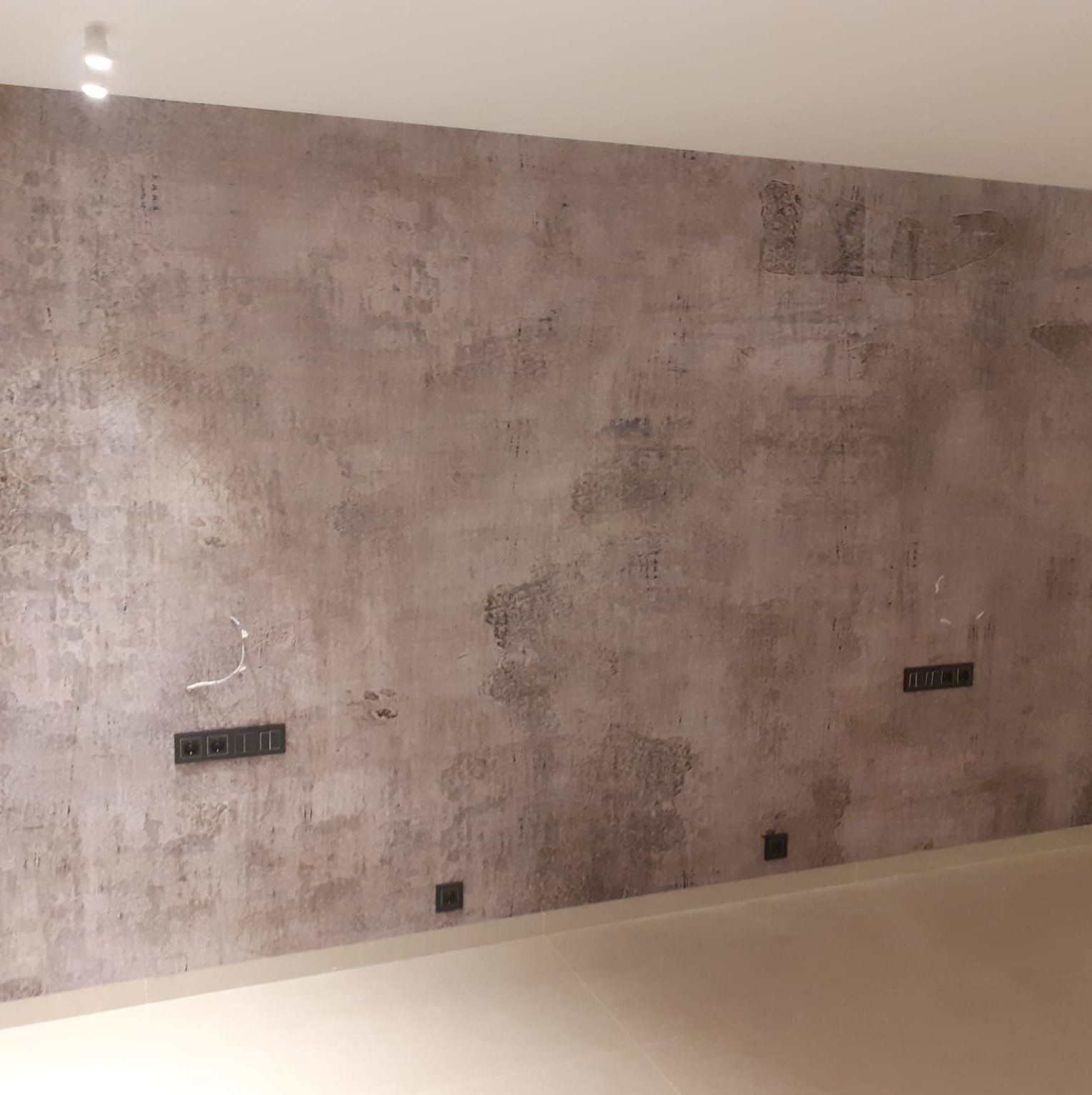 papel pintado aplicado en interiores en Valencia lazaro gil